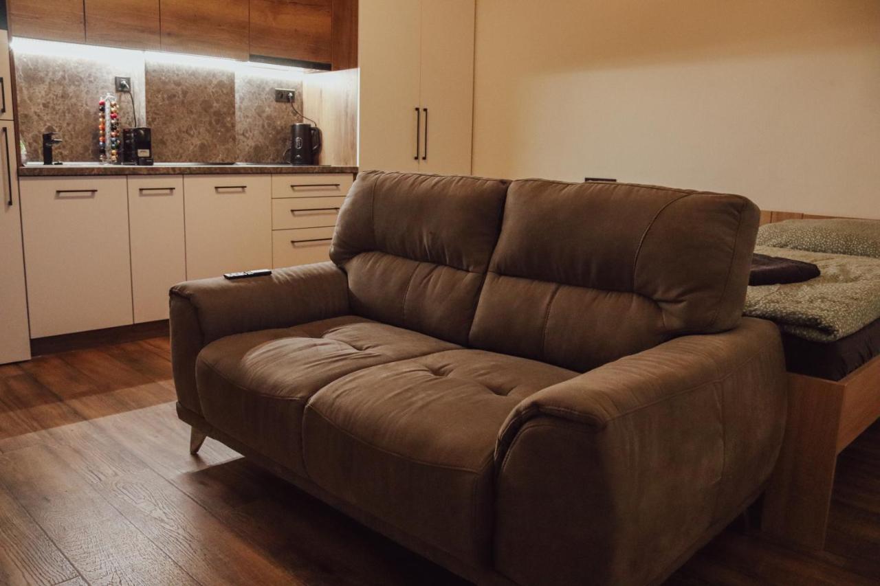 Iq Apartments Prešov Buitenkant foto