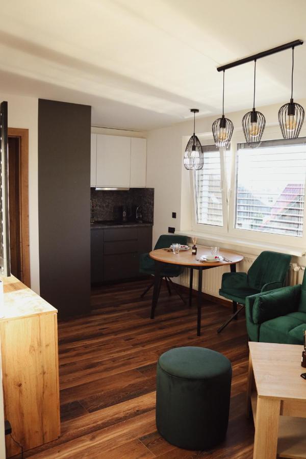 Iq Apartments Prešov Buitenkant foto
