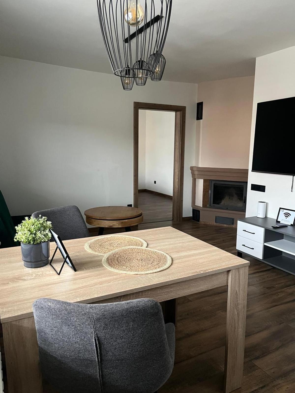Iq Apartments Prešov Buitenkant foto