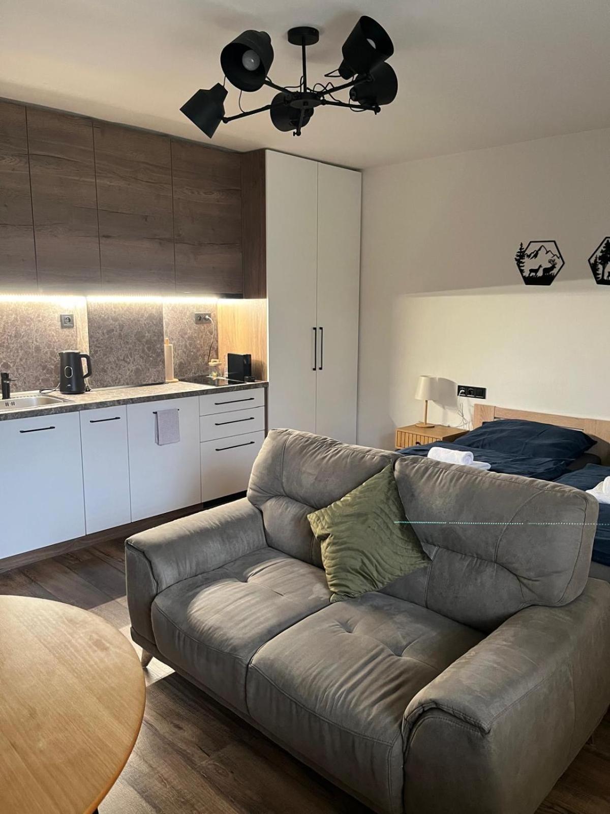 Iq Apartments Prešov Buitenkant foto